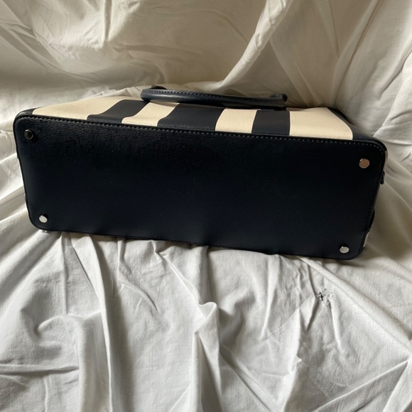 Kate spade Darcy Stripe large satchel/crossbody handbag - Picture 9 of 12
